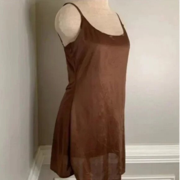 Spanx The SB Sweep Slip Convertible Straps Shape Wear in Copper Size Medium - Picture 4 of 9